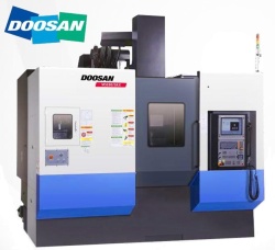 Пятиосевой фрезерный обрабатывающий центр DOOSAN VC630 5AX с ЧПУ HEIDENHAIN TNC640